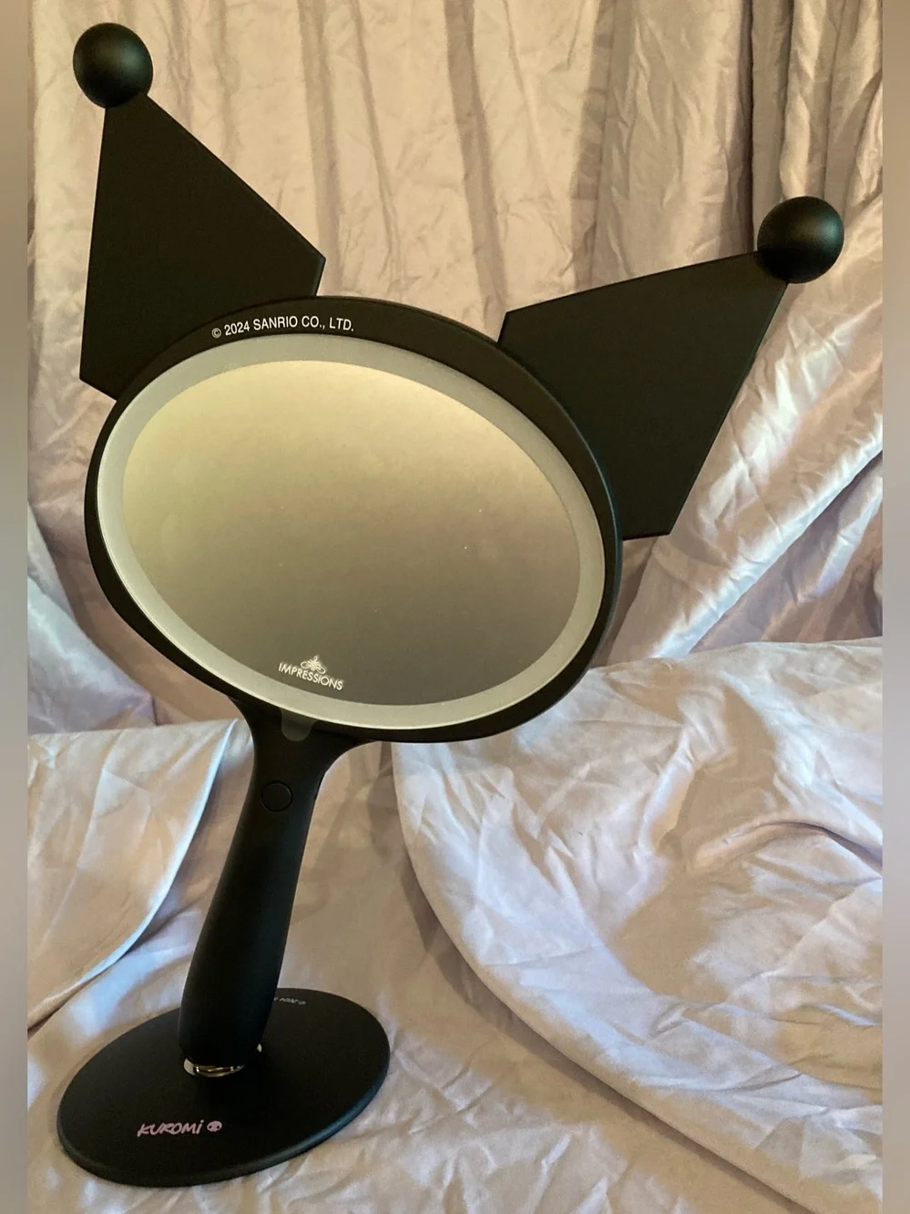 Kuromi LED Handheld Makeup Mirror w/ Magnetic Base